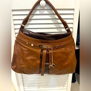 Beautiful Marc Jacob’s leather purse. Never worn.